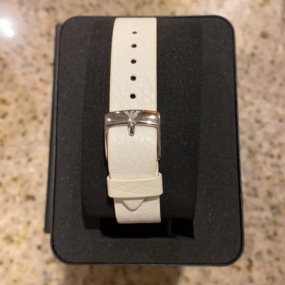 NWT Emporio Armani Women’s Watch main image 5